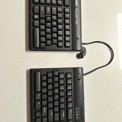 KINESIS Freestyle2 Wireless Ergonomic Keyboard for PC (9" Separation)