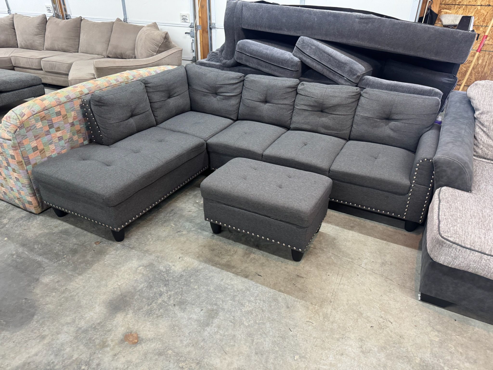 Sectional Couch (WE DELIVER)