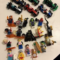 18 Lego Mini Figures & 6 Formula 1 