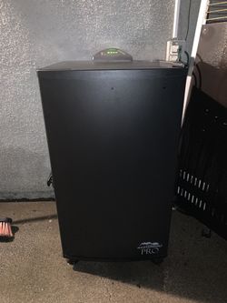 Masterbuilt Electric Smoker