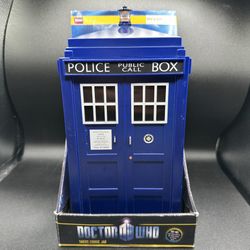 New* Doctor Who Tardis Blue Police Call Box Cookie Jar Lights & Sound 2009
