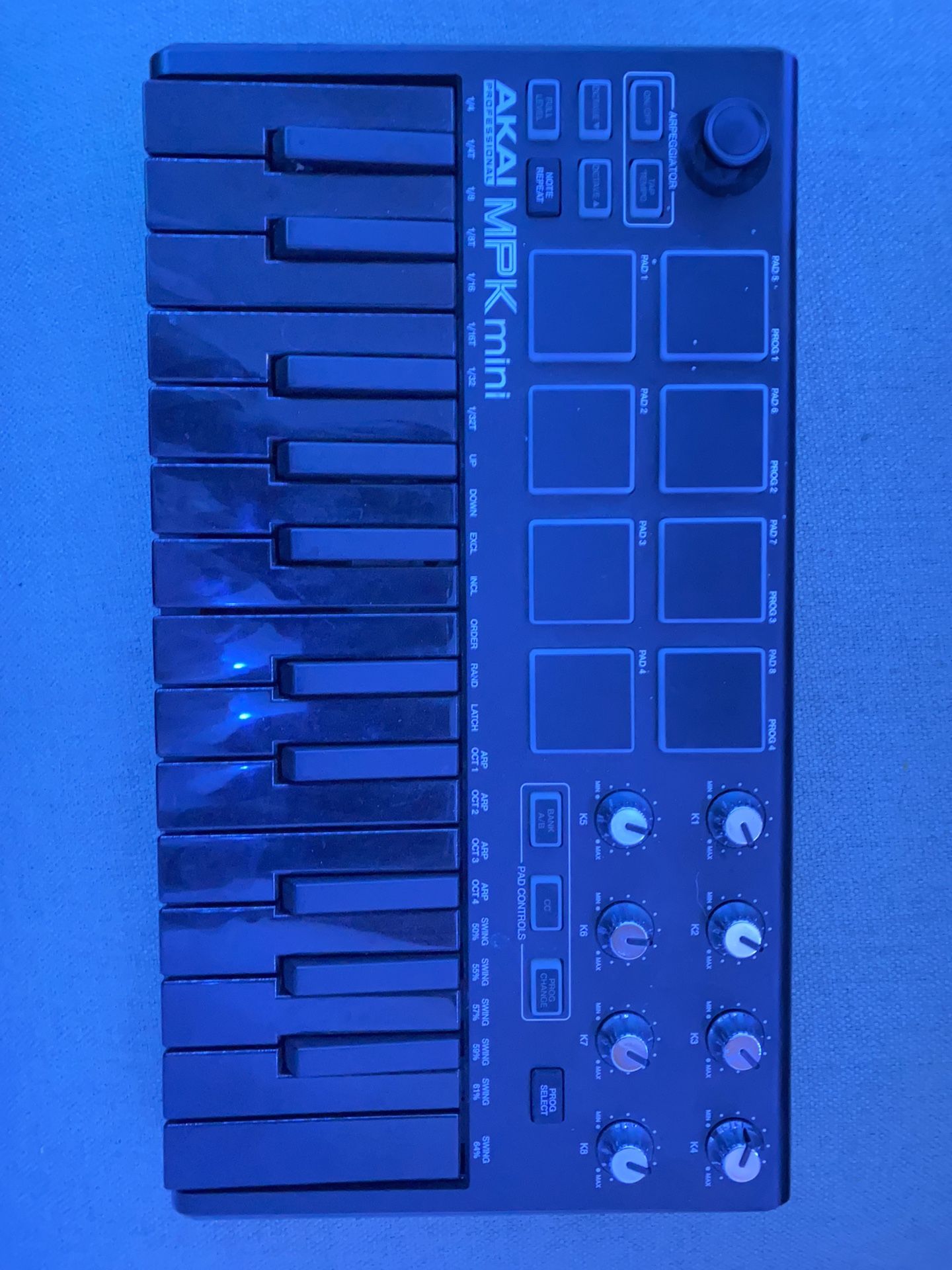 AKAI Mpk Mini Black Edition Profesional