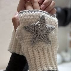 Crochet Star Wristers