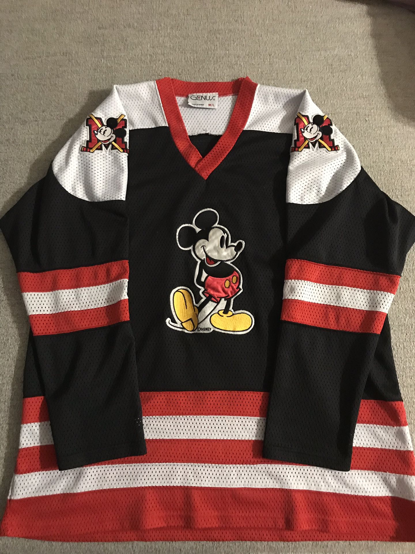 90s 360->Jerseys NBA MLB NFL NHL NCAA for Sale in Chicago, IL - OfferUp