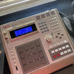 Akai MPC3000 Sampler Drum Machine Beat Groovebox MPC 3000