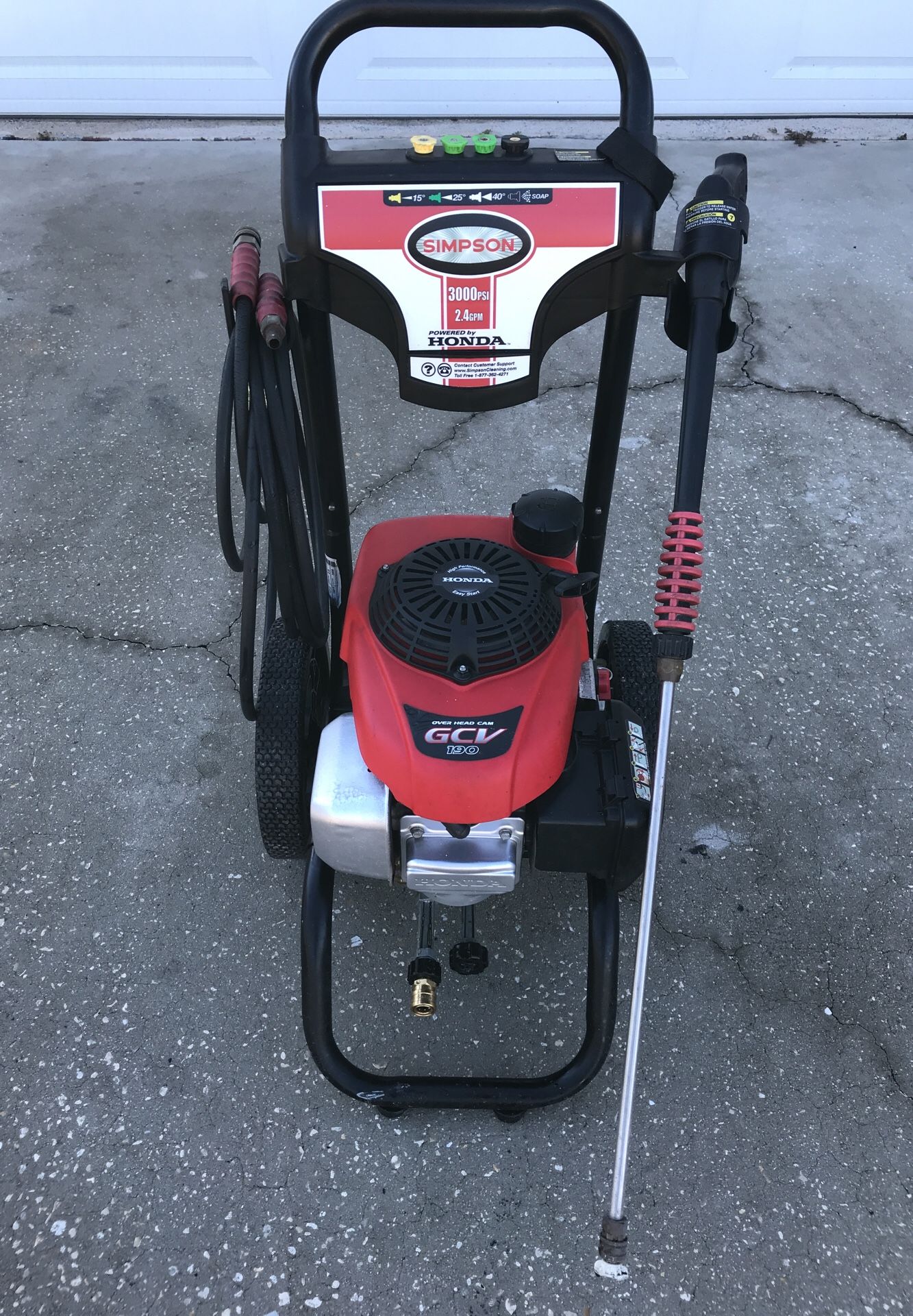 Simpson Pressure Washer powered by Honda GCV190