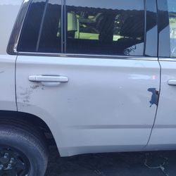 2015-2020 Chevy Tahoe 5.3L Rear Door Passenger Right Side 