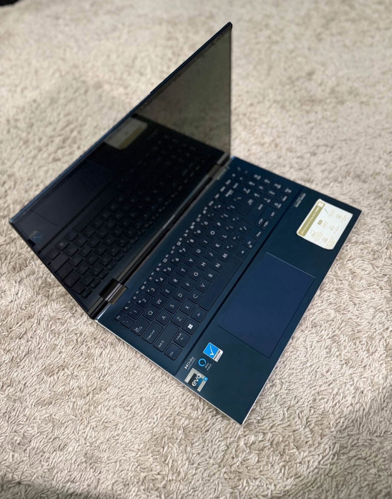 Asus Zenbook Pro 15 flip OLED