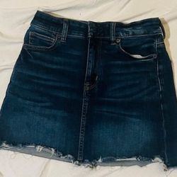 American Eagle Jean Skirt (Size 2)
