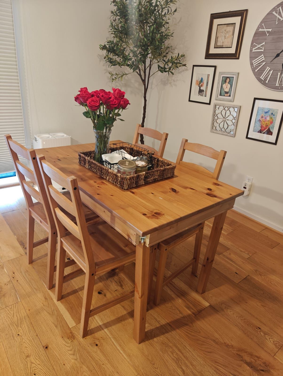 Dinning Table With 4 Chairs From ikea