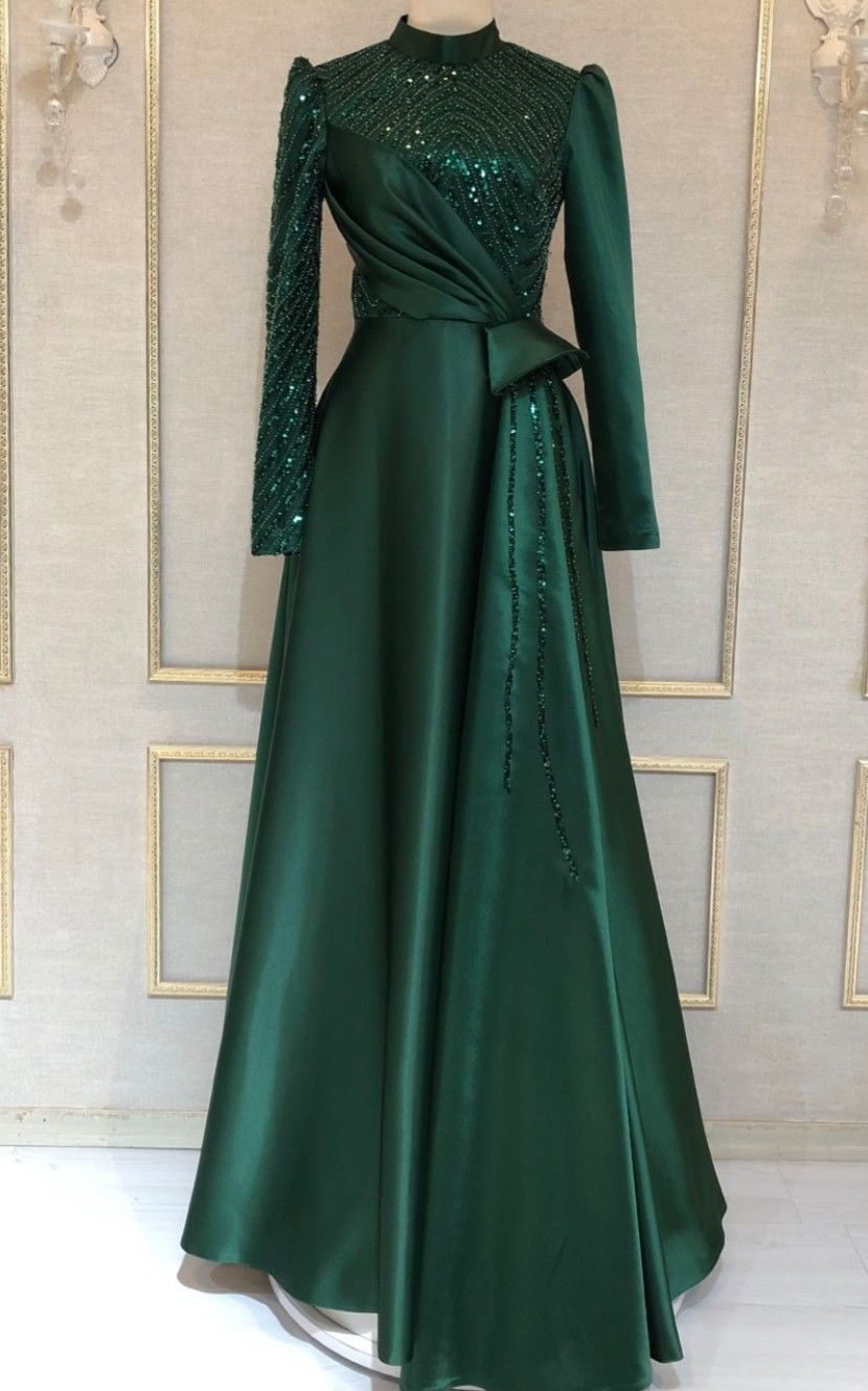 Modest Evening Dress , ROYAL Green . Only Worn Once To Wedding