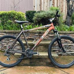 Specialized Hardrock Comp Disc Bike
