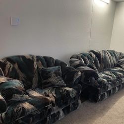 FREE COUCHES 