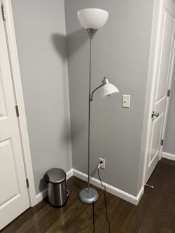 Lamp + Small Trash Bin