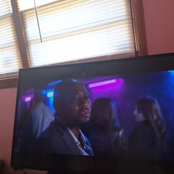 Vizio 43" TV