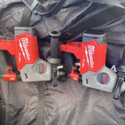 Milwaukee M18 1” Rotary Hammer 