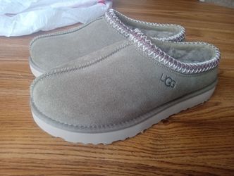 UGG Tasman slippers