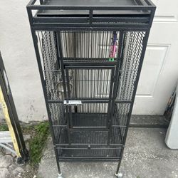 BEAUTIFUL VERY WELL KEPT CAGE FOR BIRD $55  GREAT CONDITION 