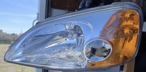 Honda Civic headlight