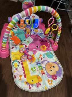Fisher Price Deluxe Kick & Play Piano Gym