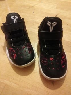 Nike shoes for girl size 9c