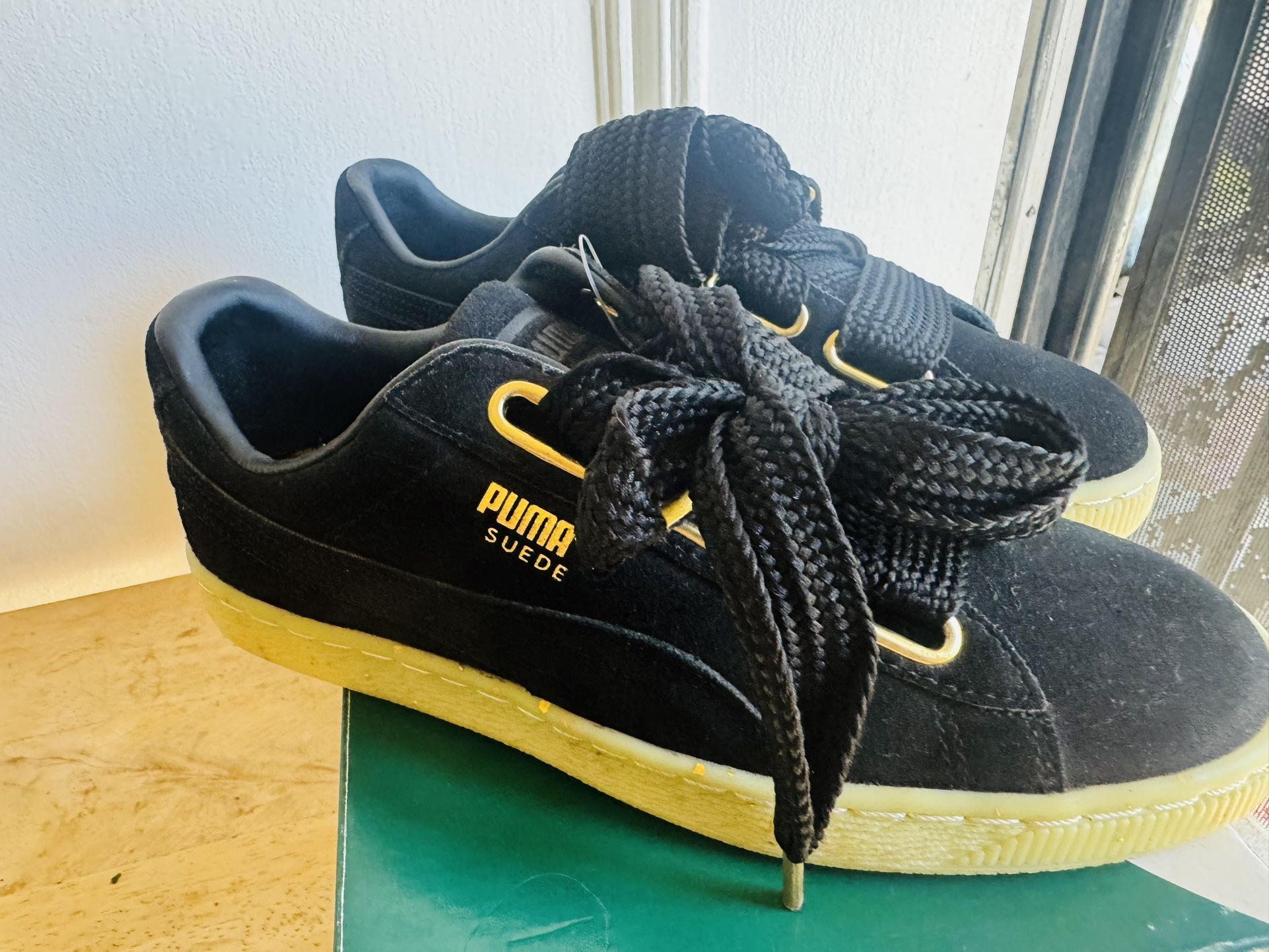 Puma Suede