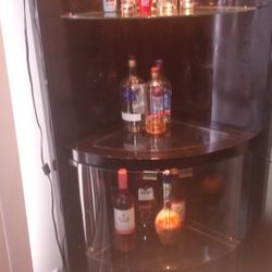 Curio Bar Cabinet w Glass Doors( Black)