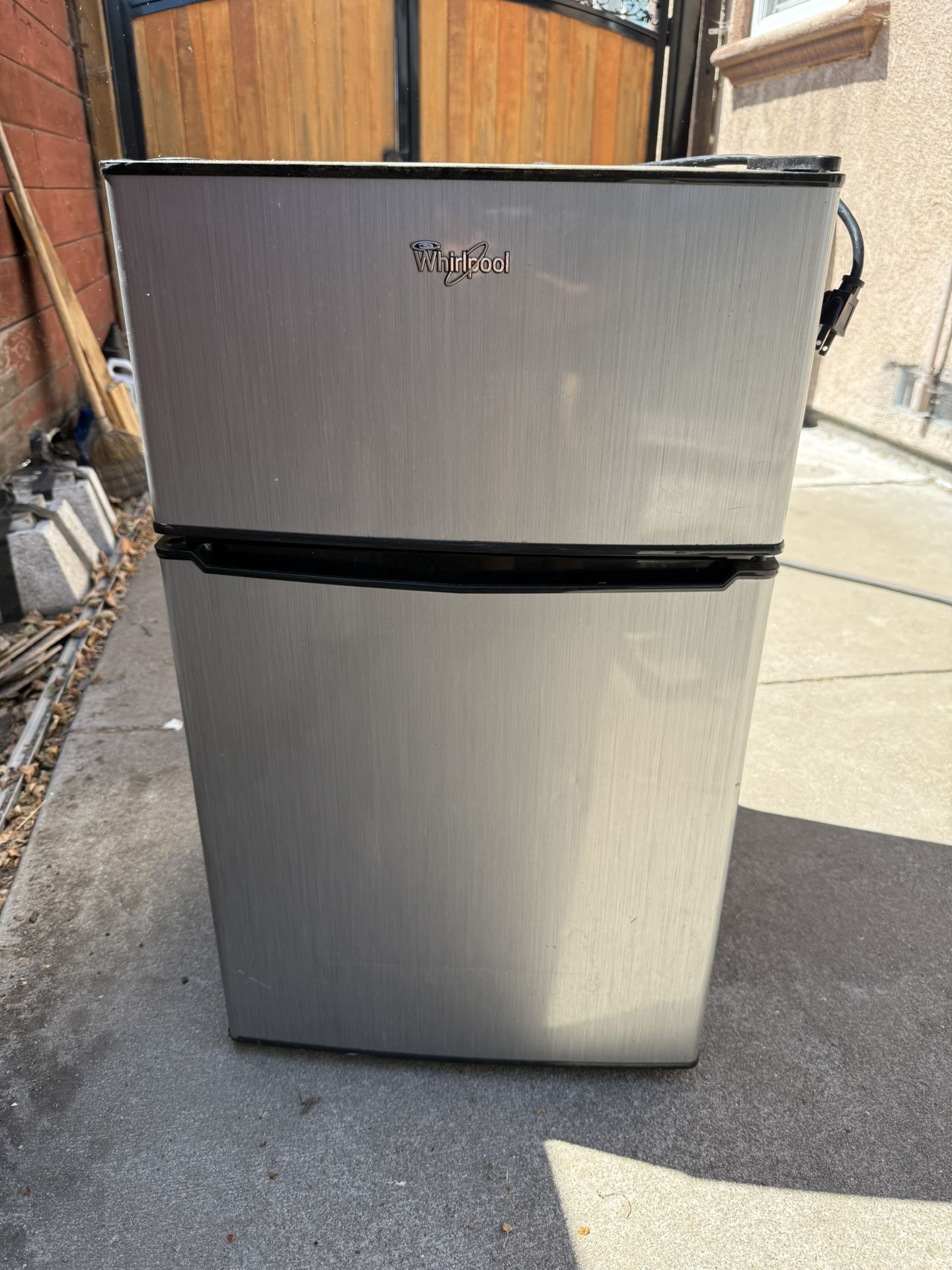 Whirlpool Mini Fridge