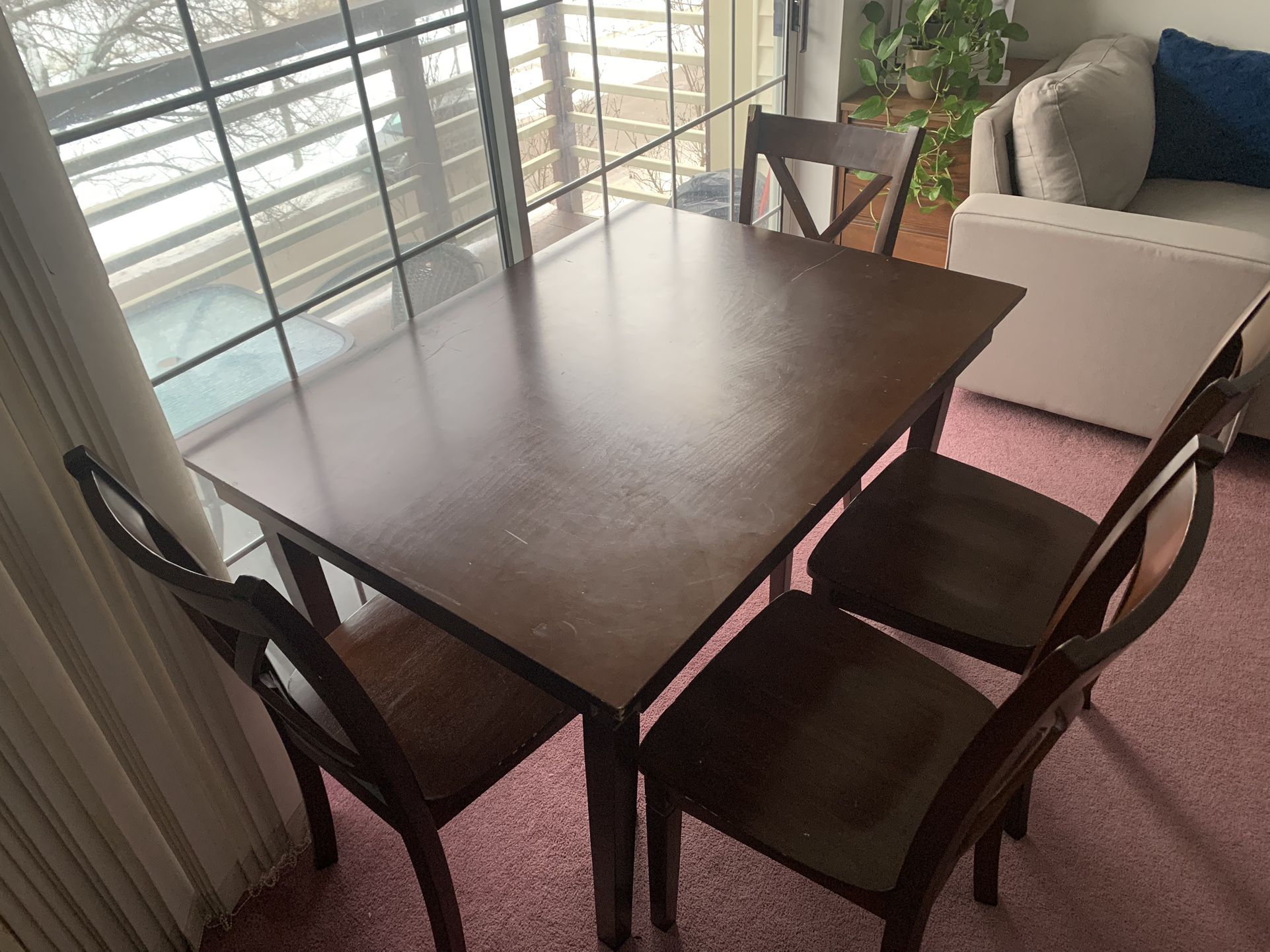 Dining Table With  4 Chairs 