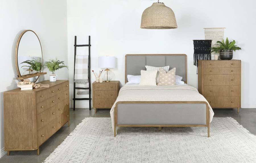 4 Piece Bedroom Set Include Queen Bed, Dresser, Mirror, 1 Nightstand…Optional Chest and sizes can be added