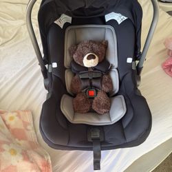 Nuna PIPA RX Infant Car Seat & PIPA Series Base