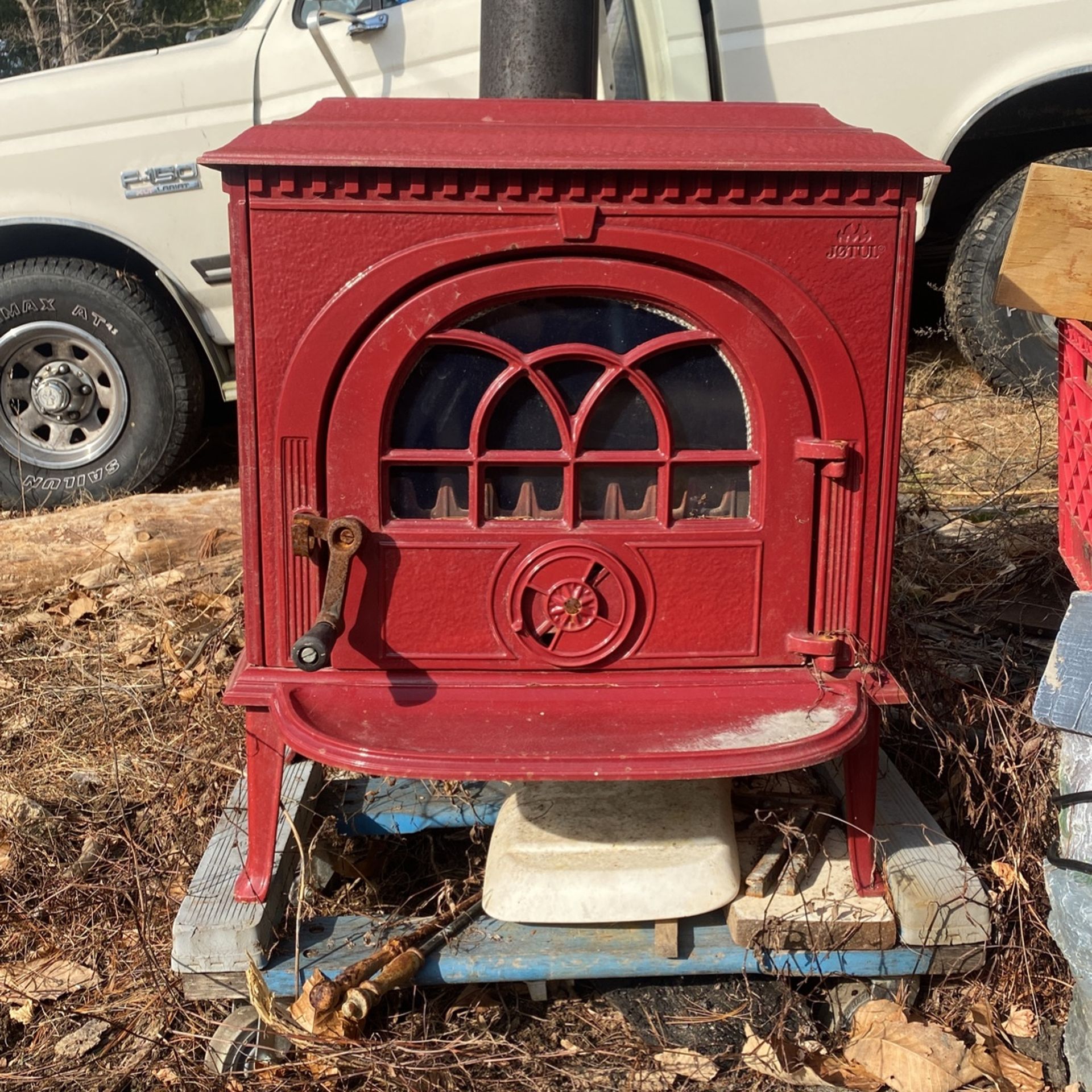 Jotul wood stove