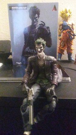 Play arts kai joker