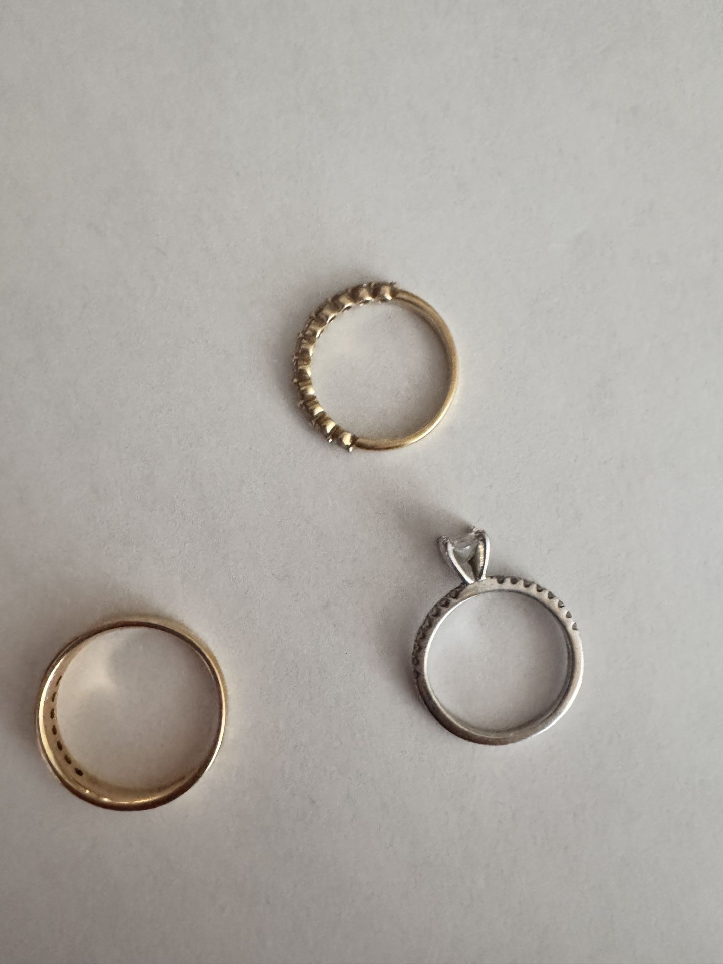 3 rings (bride set + man’s ring)