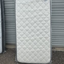 Twin Mattresses 