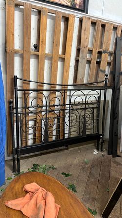 Free queen bed
