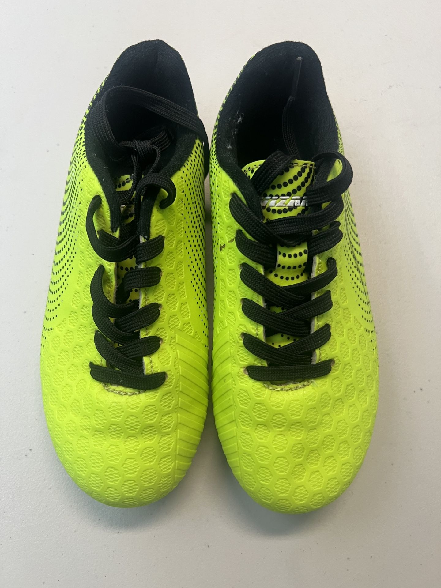 Vizari Stealth Youth FG Soccer Shoes Cleats Size 13.5C Black & Neon Yellow