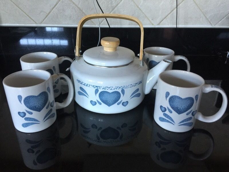 5 Piece Kettle and Mug Set