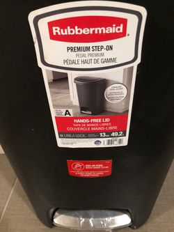 Rubbermaid 13-Gal. Premium Step-On Trash Can - Black