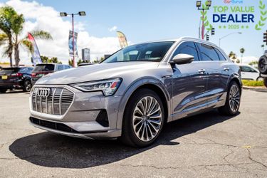2019 Audi e-tron quattro Prestige