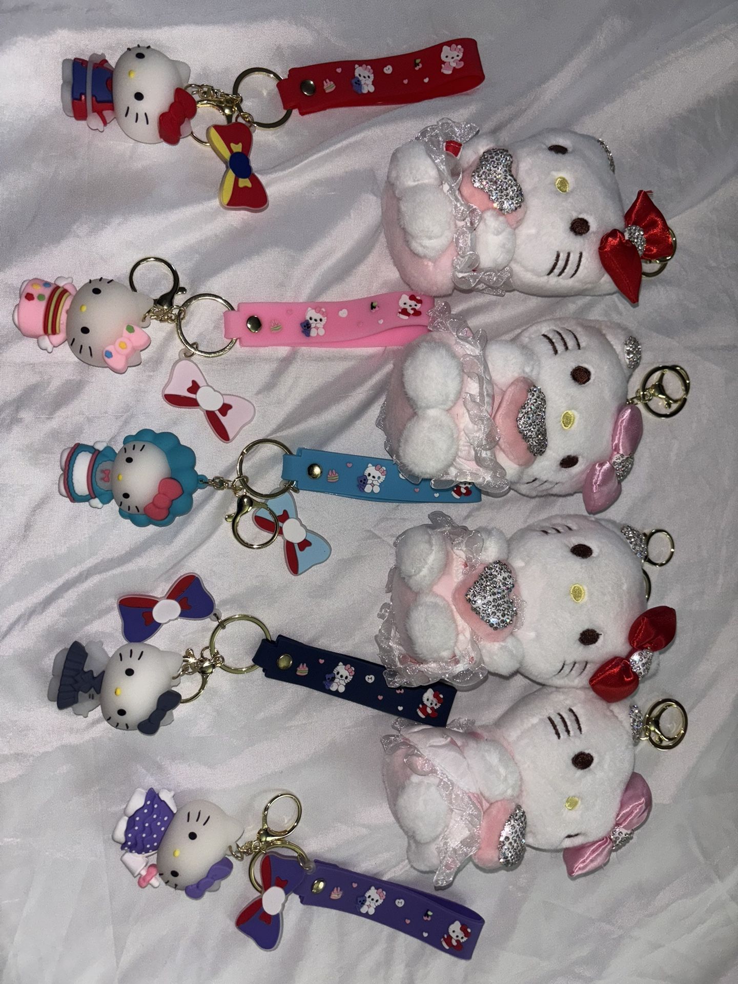 Hello Kitty Ítems And Kuromi/ Marshmellow