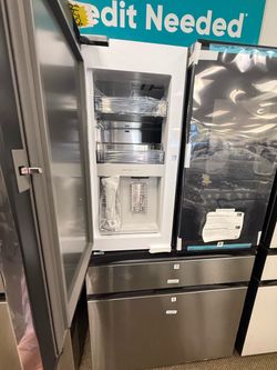 FAMILY HUB SAMSUNG BESPOKE FRIDGE ON SALE