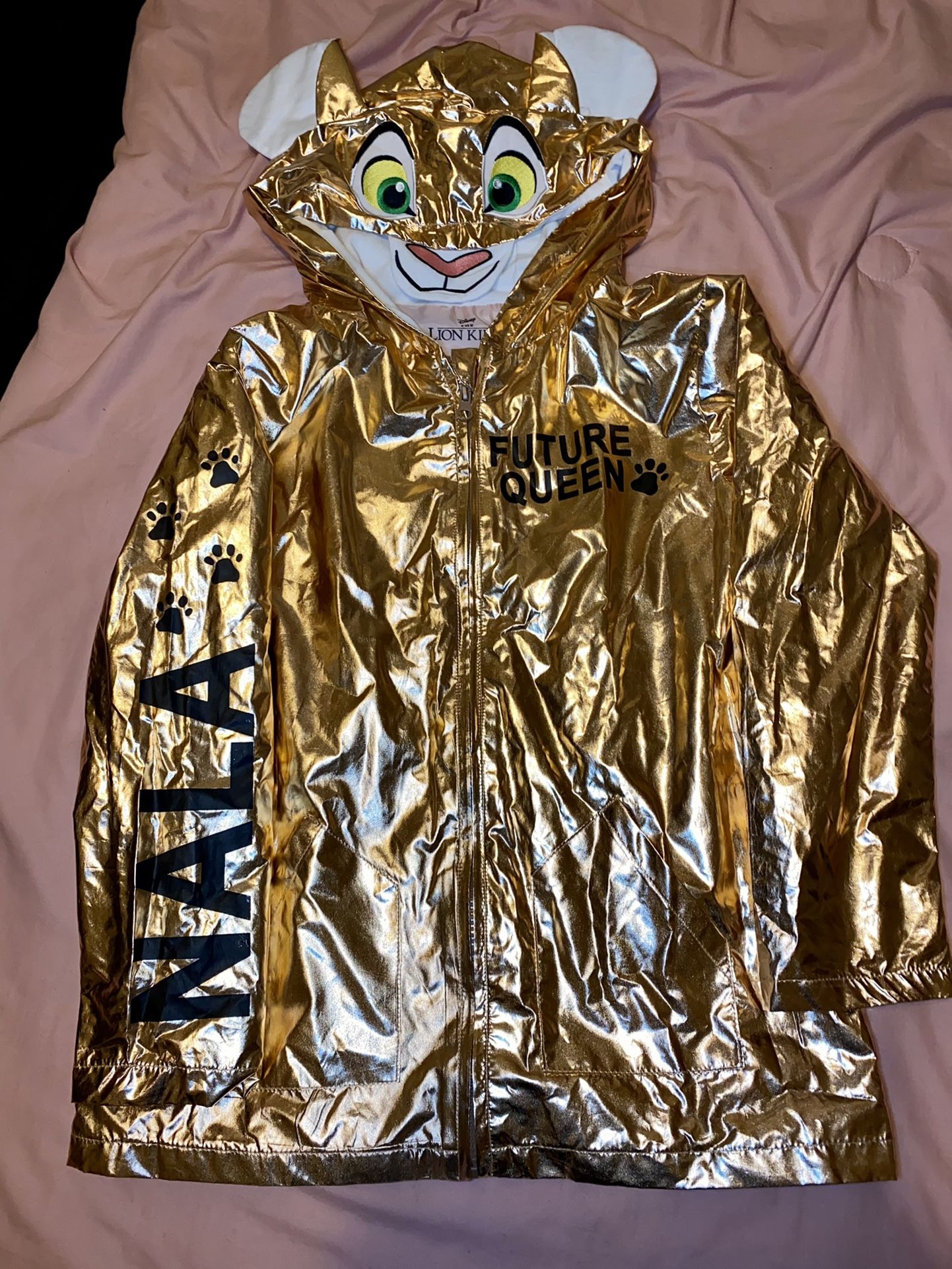 Girls “The lion King” rain jacket size L 10-12