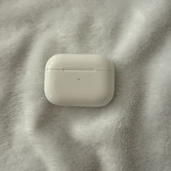 Apple AirPods Pro (2nd Gen) – Excellent Condition, Complete Set