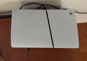 PLAYSTATION 5 SLIM