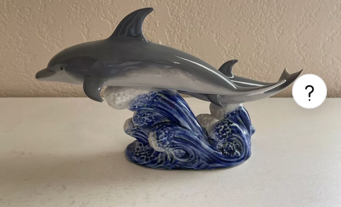 LLADRO DOLPHINS OVER THE WAVES