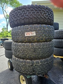 Tires 255-75-17 