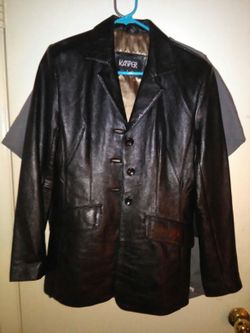 NEW BLACK LEATHER JACKET, LADIES SIZE SMALL