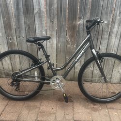 TREK SWIFT 1 26”