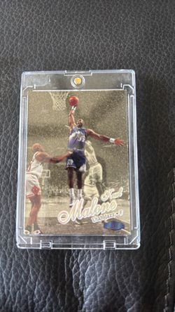 97-98’ Karl Malone Fleer Gold medallion